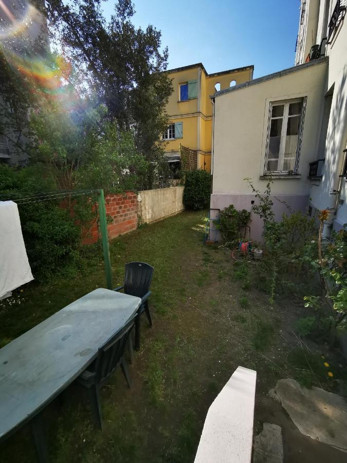 Studio La Belle Vie Suresnes Exterior foto
